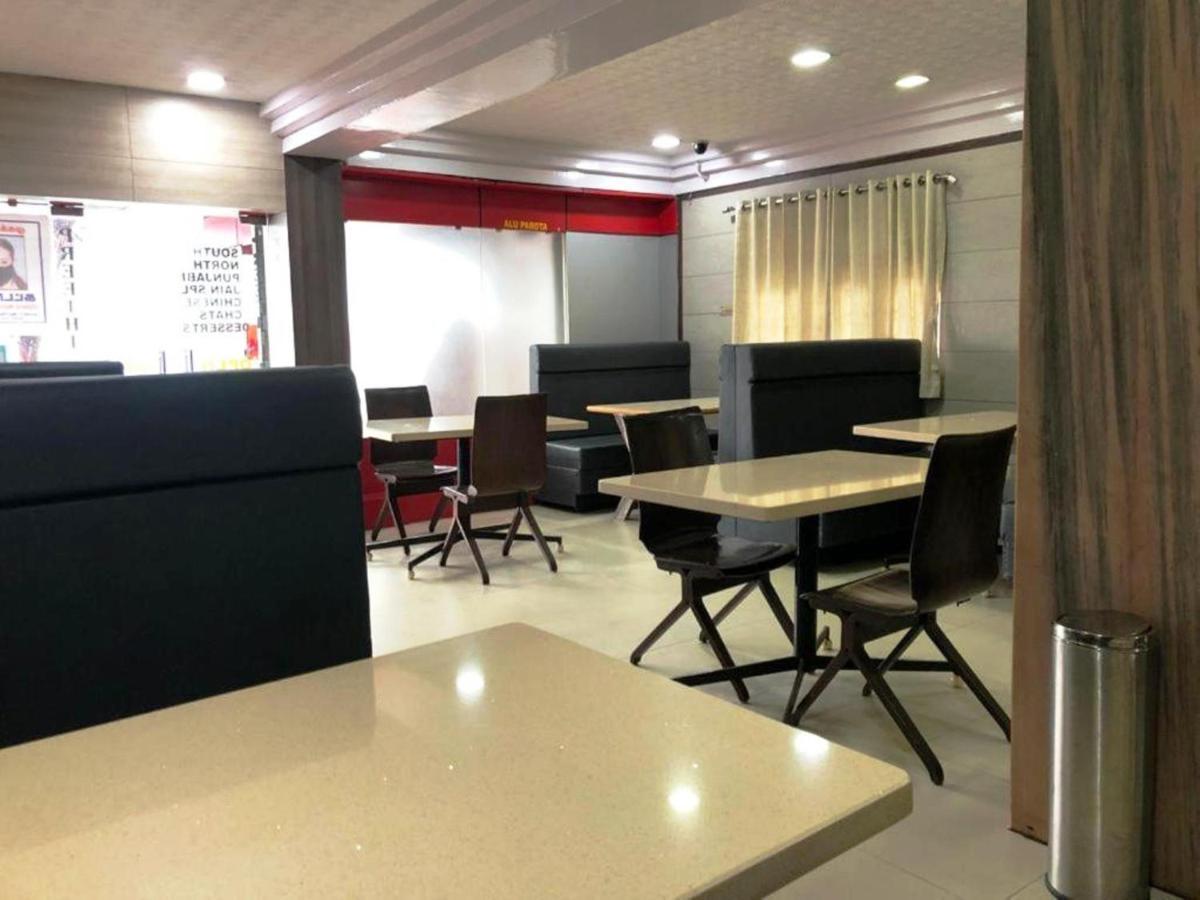 普瑞提宫酒店 乌提 外观 照片